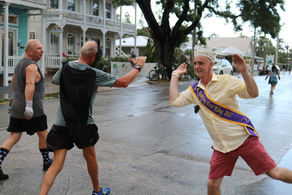 Heroes and Villains 5K 2017 photo - Duval Street, Key West